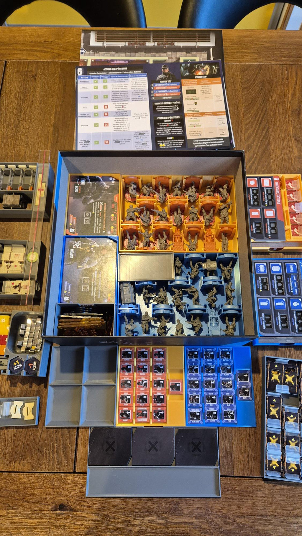 Organizer for 6 Siege the Boardgame