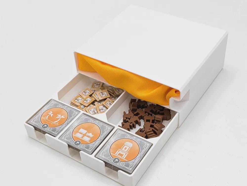 Railroad Tiles Organizer
